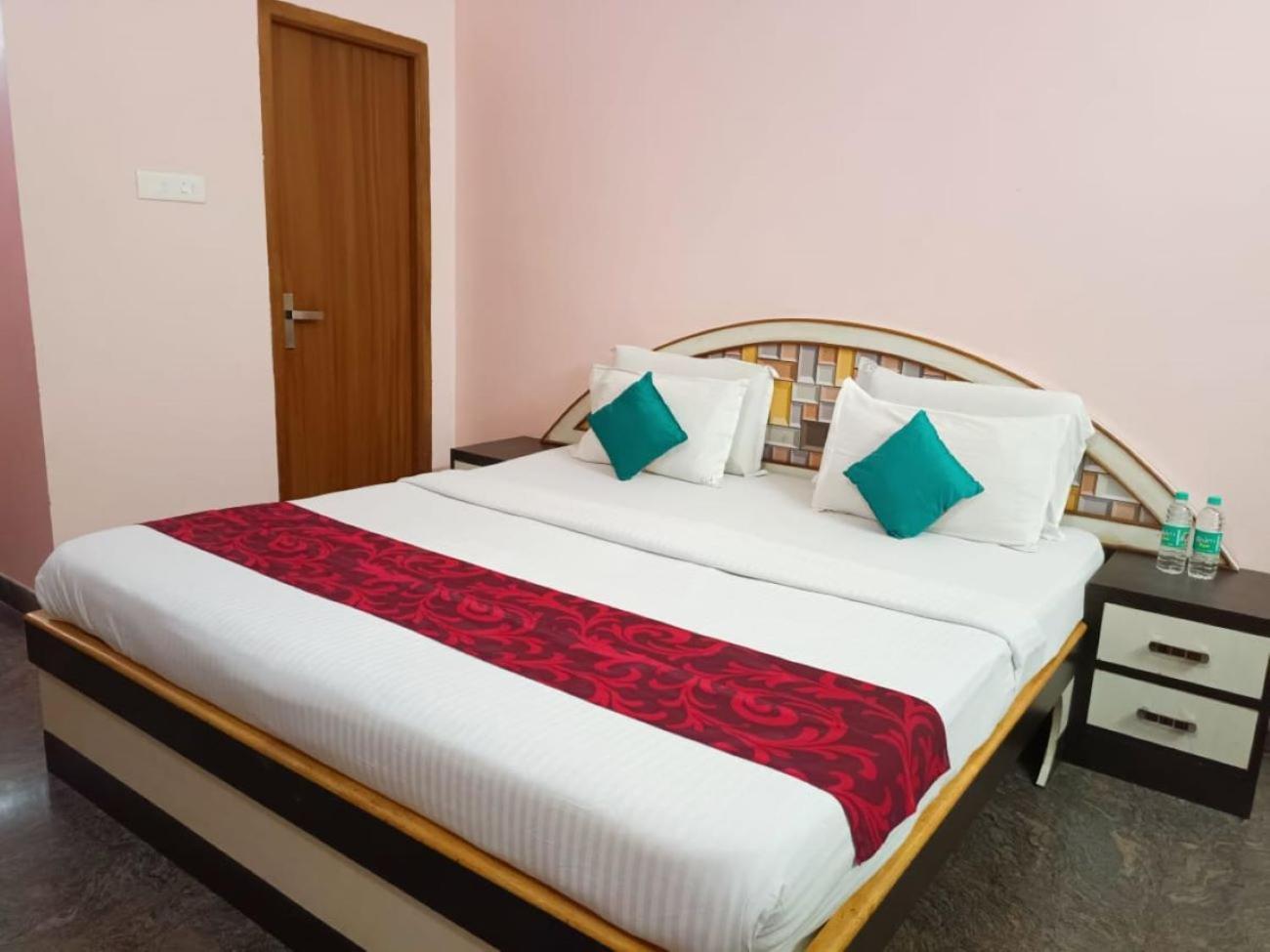 Hotel Royal Garden Yercaud Exterior foto