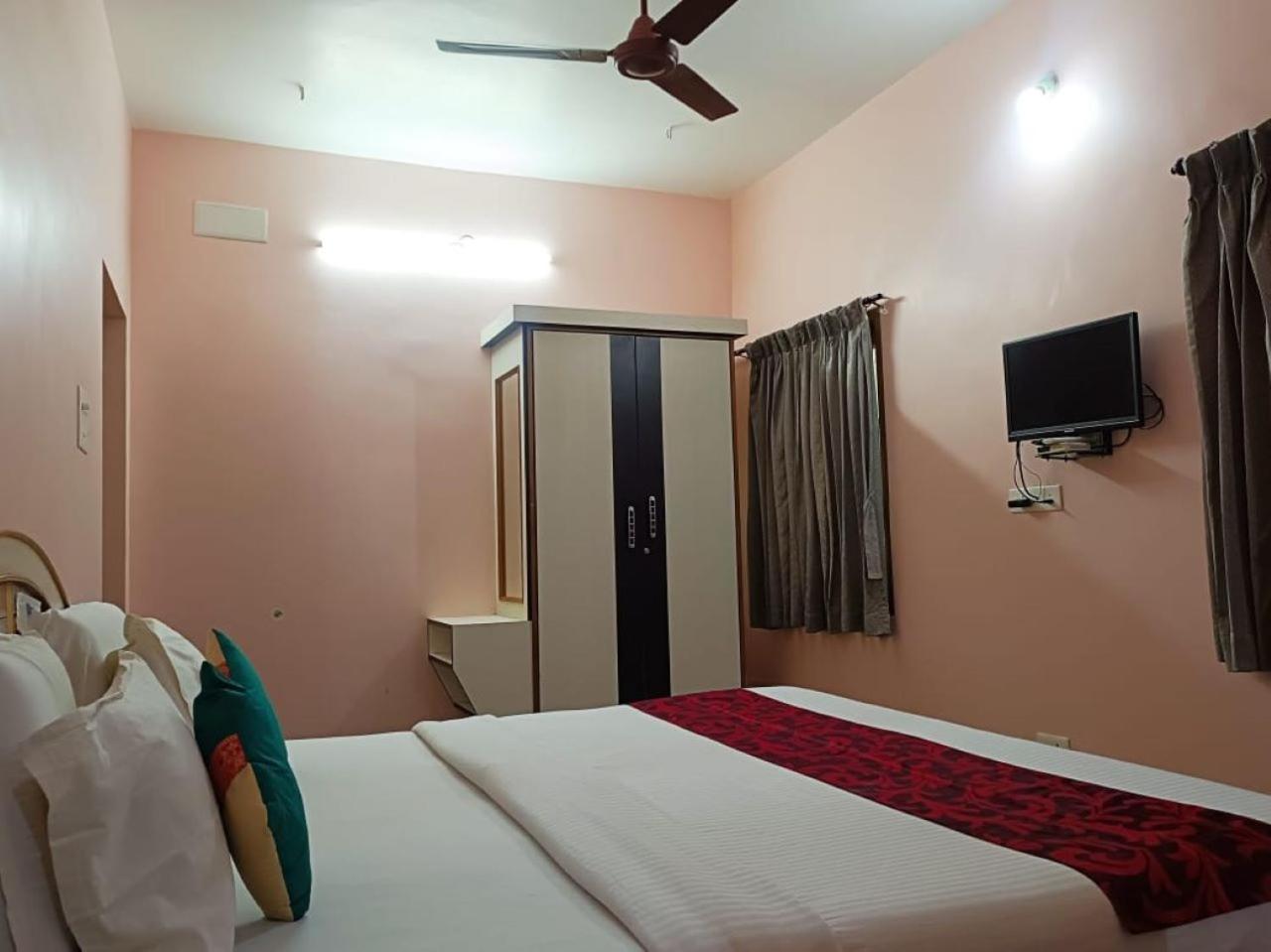 Hotel Royal Garden Yercaud Exterior foto